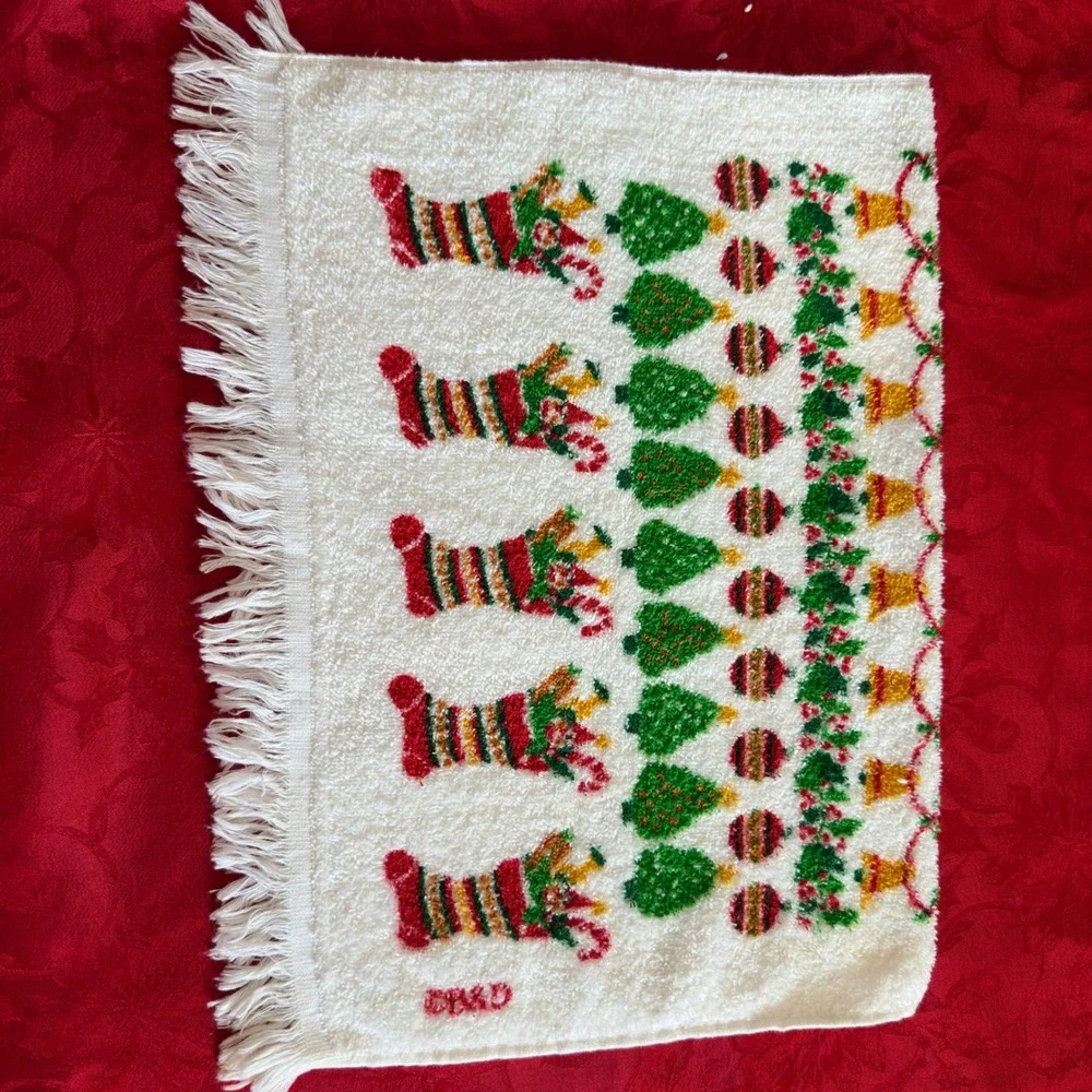 VTG Barth Dreyfuss Christmas Hand Towel Fringed Holiday Towel, 1980s Made in USA